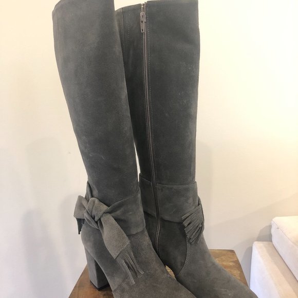 Gray Suede Heeled Boots by Daniela *New* - Picture 4 of 7